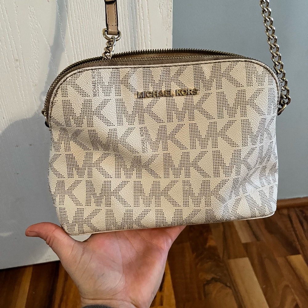 MK cross body, slight wear and tear!